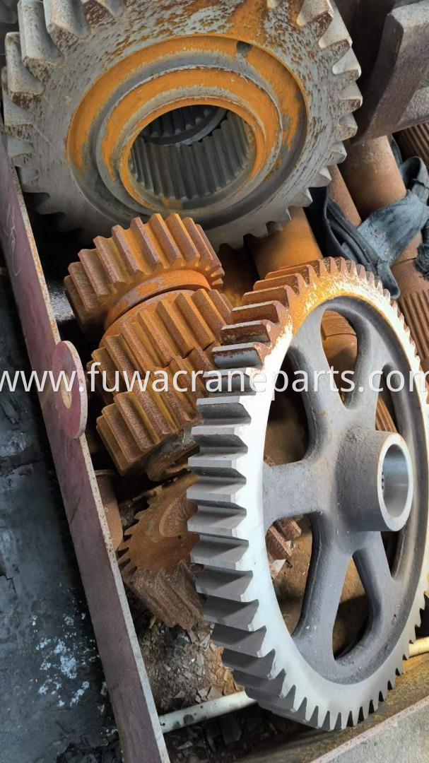 cranes large gears